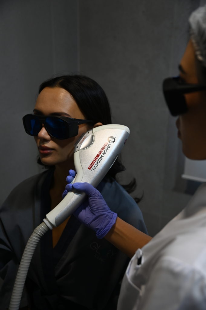 Процедура Фотоомоложение​